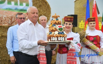 100 000 тонн зерна намолотили хлеборобы Барановичского района